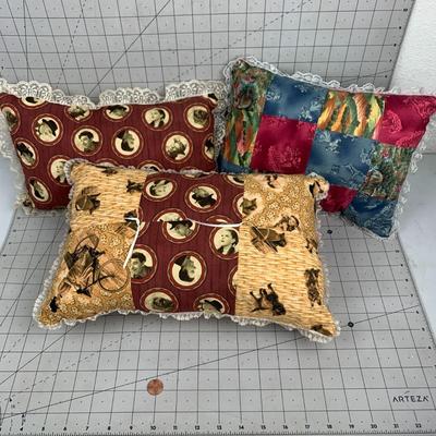 #79 Wizard of Oz Handmade Pillows