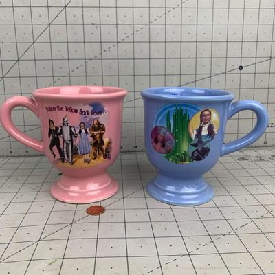 #83 The Wizard of Oz Collectible Mugs