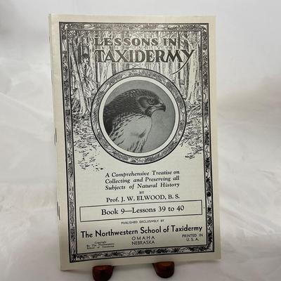 -51- COLLECTIBLE | Early 1900â€™s Taxidermy Booklets