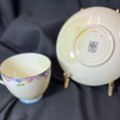 Sadler Teapot with Demitasse and Tea Cups