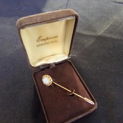 VINTAGE EMPRESS GENUINE OPAL STICK PIN.