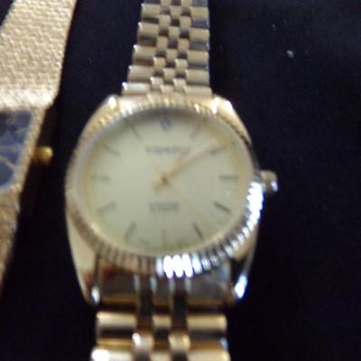 5 WATCHES; OLAG CASSINI, CAPEZIO DIAMOND QUARTZ, GENEVA, 2 QUARTZ.