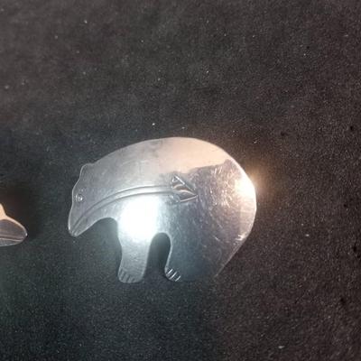STERLING SILVER BEAR AND DRAGONFLY