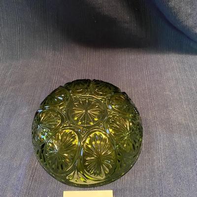 8â€ Green Scalloped Glass Bowl