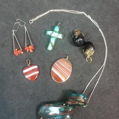 STONE PENDANTS, EARRINGS AND GLASS NECKLACE