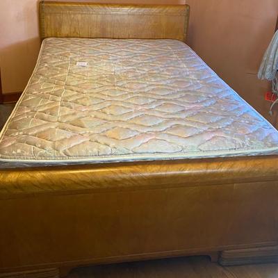 Mid Century Full sz Bed