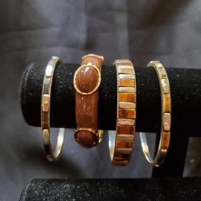 Bracelet Lot