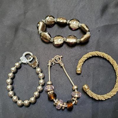 Bracelet Lot