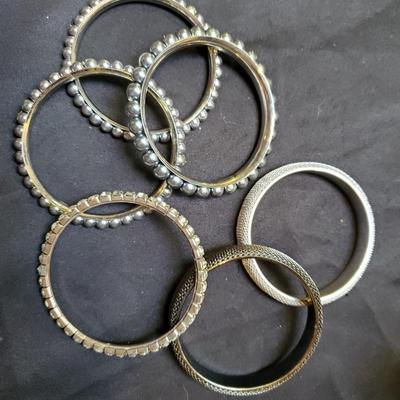 Bracelet Lot