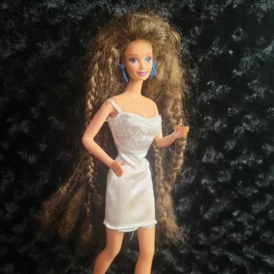 1991 Totally Hair Barbie, Brunette