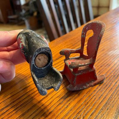Amish Woman Salt & Pepper