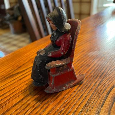 Amish Woman Salt & Pepper