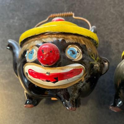 Thames Clown Teapot Salt & Pepper Shakers