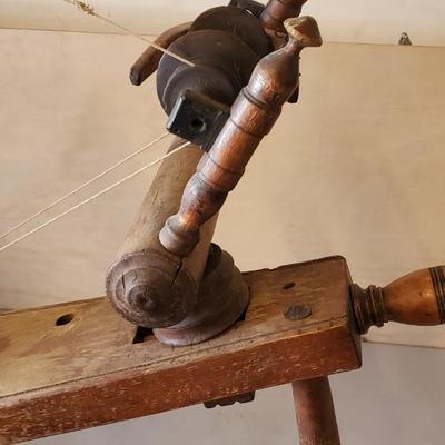 Antique spinning wheel