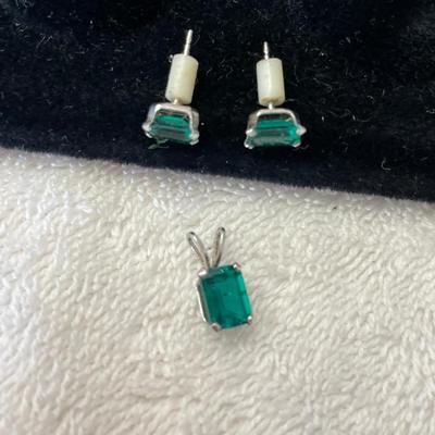 Emerald Pendant & Earring set