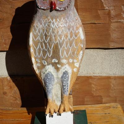 FOLK ART HAND CARVED WOOD  & PAINTED GREAT HORNED OWL