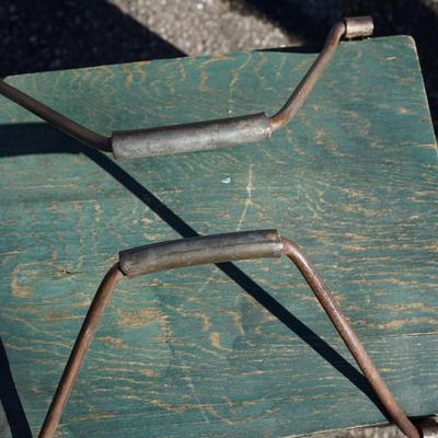 RUSTIC PAINTED GREEN GALVANIZED LINED COOLER WITH METAL FOLDING HANDLES