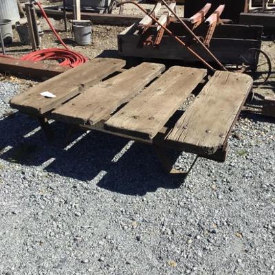 Vintage Platform