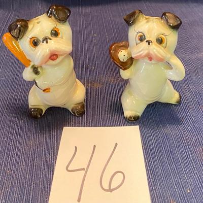 Baseball Bulldog Salt n Pepper