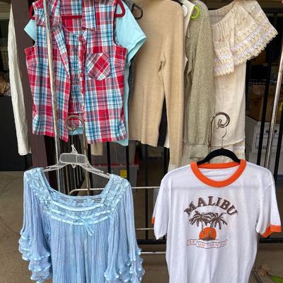 LOT 69 Group Vintage 1970s Cloths Peasant Top Malibu T Metallic Glitter Shells