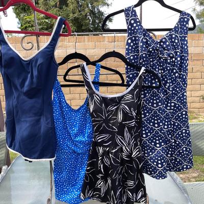 LOT 71 Vintage Swim Suits 4 Figure Flattering! Size 12