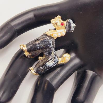 VINTAGE GOLD TONED POODLE PIN W/ RED JEWELED EYE