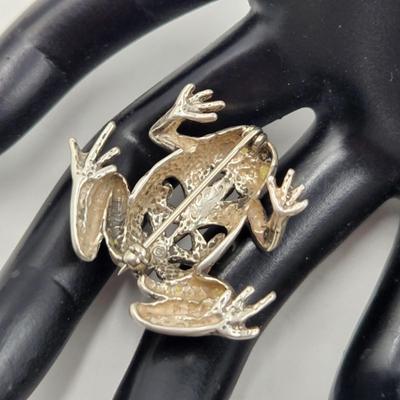 VINTAGE .925 STERLING JEZLAINE FROG PIN