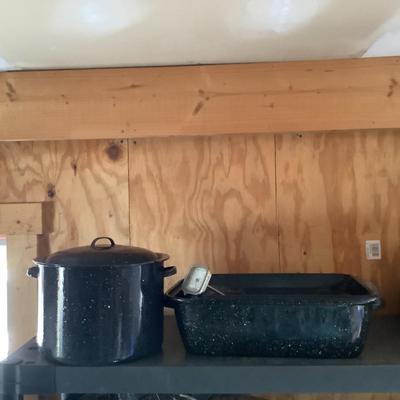 668 Enamel Steam/Stock Pot with Lid & Enamel Roasting Pan