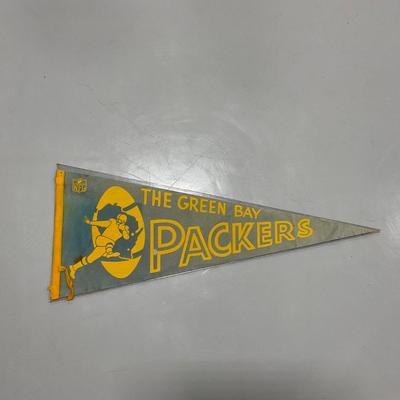 -97- SPORTS | 1960â€™s Green Bay Packers Pennant