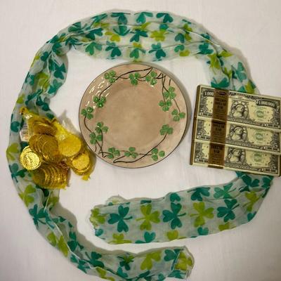 Shamrock Dish, Scarf & Candy