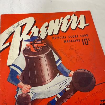 -107- SPORTS | 1940â€™s Milwaukee Brewers Minor League Program