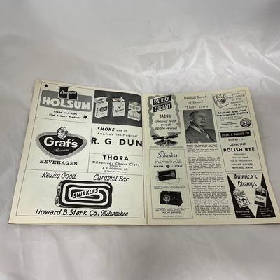 -111- SPORTS | Milwaukee Braves Programs