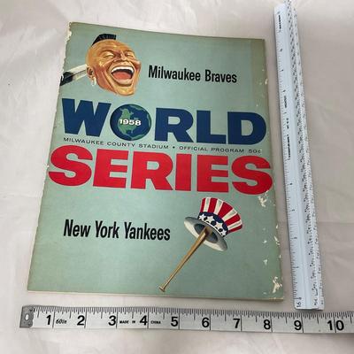 -112- SPORTS | 1958 World Series Program | Milwaukee Braves Vs New York Yankees
