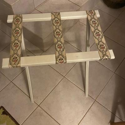 Wooden Luggage Rack cream with floral cloth strips 21
