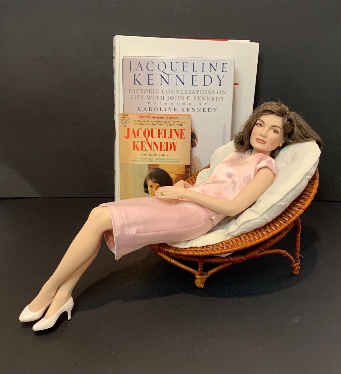 Franklin heirloom best sale dolls jackie kennedy