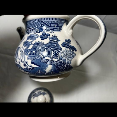 Antique Churchill Blue Willow Teapot Ceramic