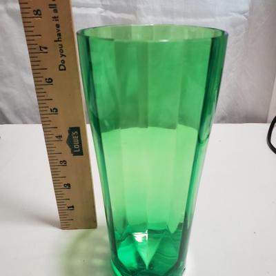 6 Large Plastic Drink Cups