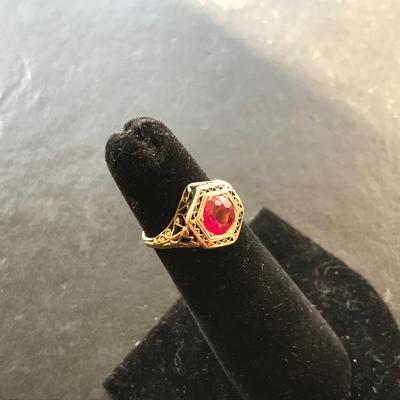 14KT GOLD RING