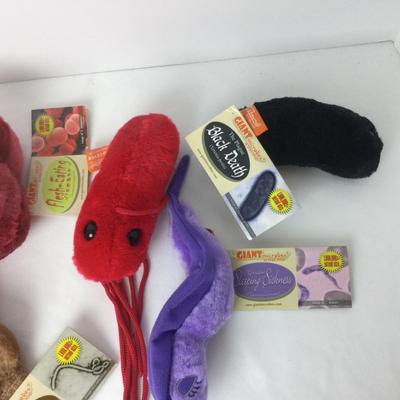 878 Giant Microbes Plush by Drew Oliver
