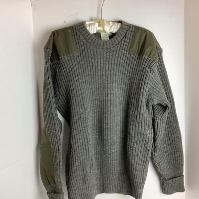 Lot 911 Lot of Mens Sweaters/Sweater Vest