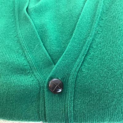 Lot 913 Lot of Mens Sweaters ( Brooks Brothers/Travel Smith )