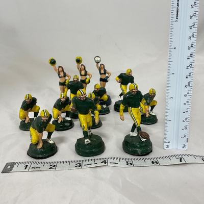 -121- SPORTS | Lead Green Bay Packers Figures