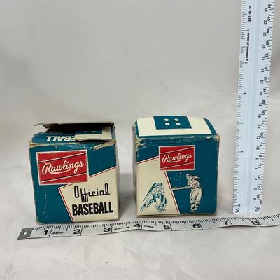 -122- SPORTS | 1960â€™s Rawlings Baseballs In Box