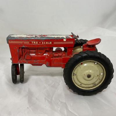 -125- VINTAGE | 1960â€™s Tru-Scale Farm Toy