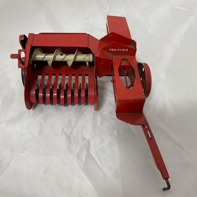 -125- VINTAGE | 1960â€™s Tru-Scale Farm Toy