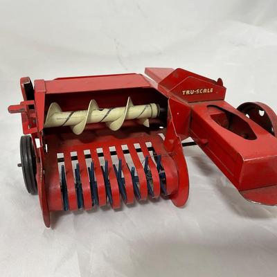 -125- VINTAGE | 1960â€™s Tru-Scale Farm Toy