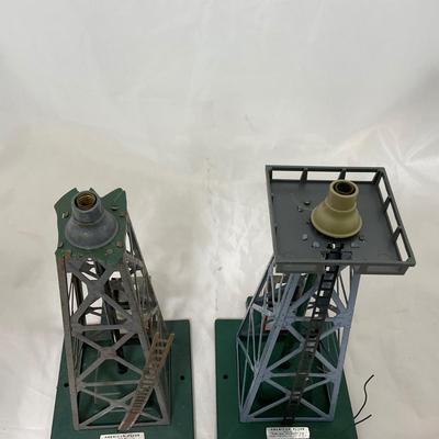 -128- VINTAGE | American Flyer Train Towers
