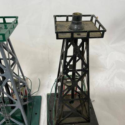 -128- VINTAGE | American Flyer Train Towers