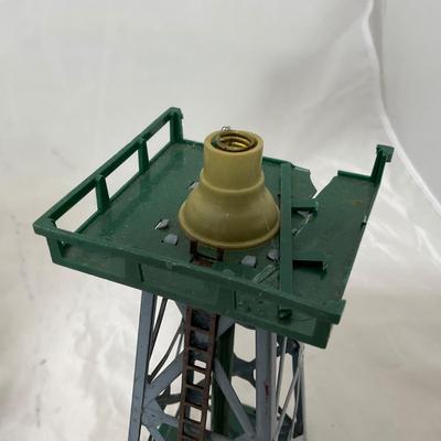 -128- VINTAGE | American Flyer Train Towers