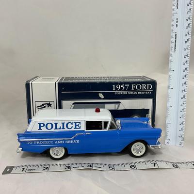 -130- VINTAGE | 1957 Ford Police Car Diecast Liberty Bank